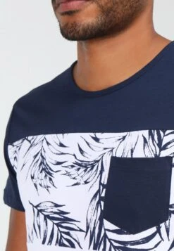 Pier One Print T-Shirt - Navy/White -Boutique Fashion Men's Discount Store 00b0d686c4fc452f93b003661a266dc5