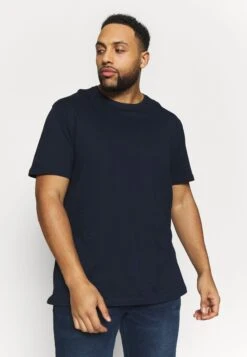 Pier One 2 Pack - Basic T-Shirt - Dark Blue/Bordeaux -Boutique Fashion Men's Discount Store 021a469de3c34333aaa51c7bb2be4c26