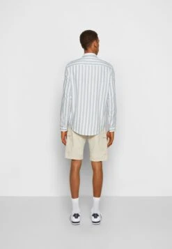 Pier One Shirt -Light Blue/White 11 Pier One Shirt -Light Blue/White -Boutique Fashion Men's Discount Store 11e4d79f744648cc9aef0b3334080fcb