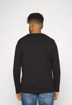 Pier One 2 Pack - Long Sleeved Top - Blue/Black -Boutique Fashion Men's Discount Store 15f224365c3d4ba896a36732a14e5141