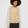 Pier One Waistcoat - Tan