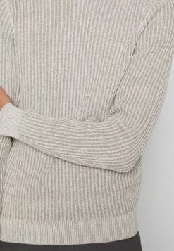 Pier One Jumper - Mottled Light Grey 9 Pier One Jumper - Mottled Light Grey -Boutique Fashion Men's Discount Store 215a63217c744e9794212966ca04ec8f