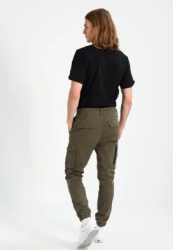 Pier One Cuffed Skinny Trouser- Cargo Trousers - Khaki 9 Pier One Cuffed Skinny Trouser- Cargo Trousers - Khaki -Boutique Fashion Men's Discount Store 27a3522f85514c679fcedaaaf368adc1