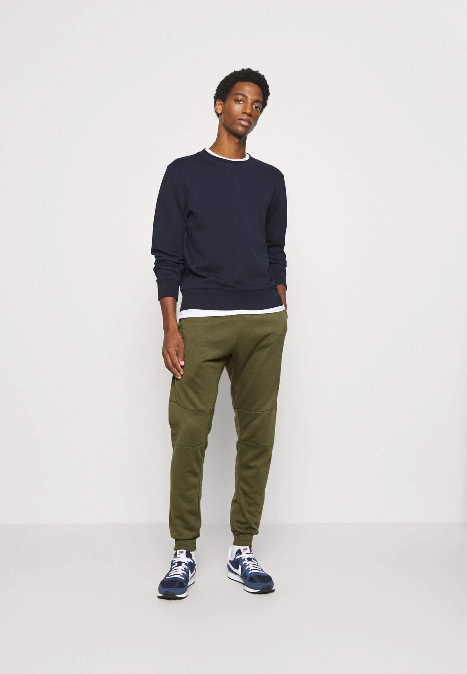 Pier One Tracksuit Bottoms - Olive 2 Pier One Tracksuit Bottoms - Olive - Image 2