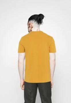 Pier One 7 Pack - Basic T-Shirt - White/Yellow/Lilac -Boutique Fashion Men's Discount Store 2a77106794594a33b87e24ad7647e33d