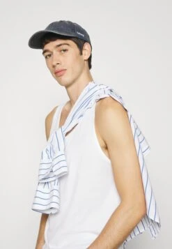 Pier One 5Pack - Top - White -Boutique Fashion Men's Discount Store 2b940198b1604b84a2b93a45124349dd