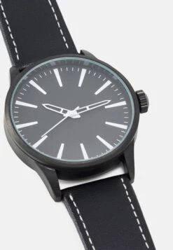 Pier One Unisex - Watch - Black -Boutique Fashion Men's Discount Store 370ad5cb755f444b9aa15a53da275e3a