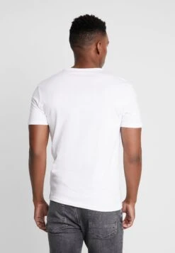 Pier One 3 Pack - Basic T-Shirt - White -Boutique Fashion Men's Discount Store 390617d256dd4fe89b3c53ee69ac72d4