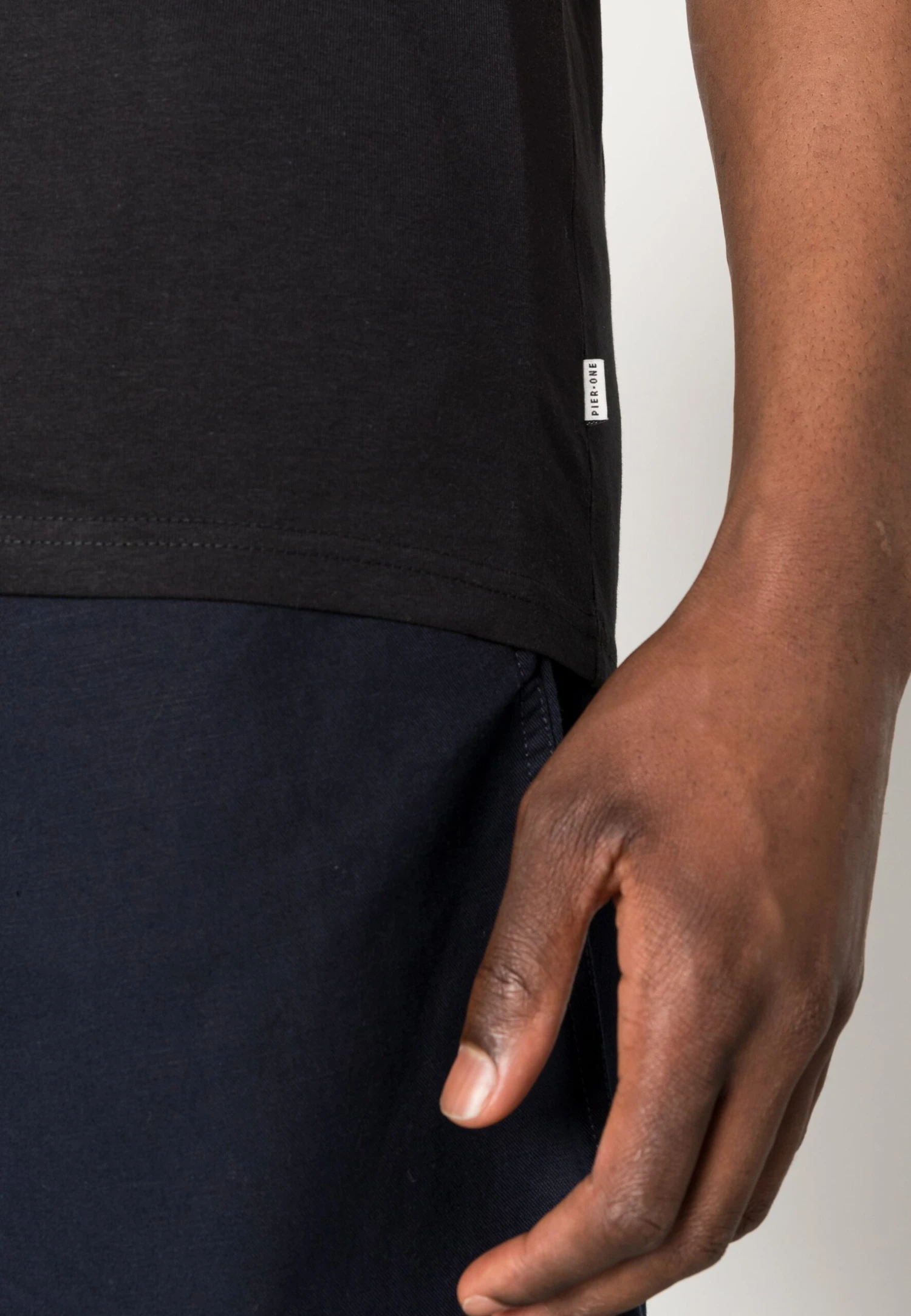 Pier One 5Pack - Top - White / Black 6 Pier One 5Pack - Top - White / Black - Image 6