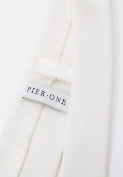 Pier One Set - Pocket Square - White -Boutique Fashion Men's Discount Store 42cb520aca934f35a8d84b5e9545053f