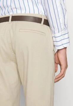 Pier One Chinos - Beige 9 Pier One Chinos - Beige -Boutique Fashion Men's Discount Store 4318e1a86cf147df8d5ae02961ce37f6