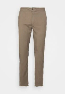 Pier One Chinos - Brown 8 Pier One Chinos - Brown -Boutique Fashion Men's Discount Store 43429b3dbadb4fbb8644ed184f10708f