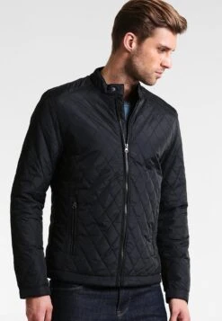 Boutique Fashion Men's Discount Store 14 Pier One Light Jacket - Black
