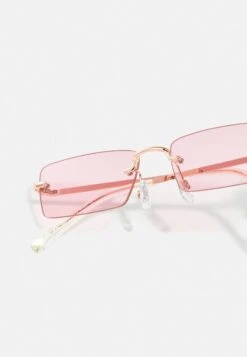Pier One Unisex - Sunglasses - Pink -Boutique Fashion Men's Discount Store 48d6d36db7944e98b393bb316d299a57