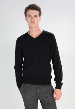 Pier One Jumper - Black