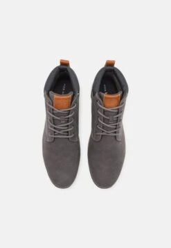 Pier One High-Top Trainers - Grey 9 Pier One High-Top Trainers - Grey -Boutique Fashion Men's Discount Store 4b863fe8b6cd4ae4b084dd1e7e63ca76