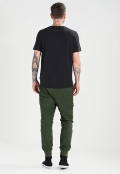 Pier One Cargo Trousers - Dark Green -Boutique Fashion Men's Discount Store 4eaeb49137e742b6aaabba65e80c29c8