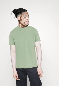 Pier One 7 Pack - Basic T-Shirt - White/Yellow/Lilac -Boutique Fashion Men's Discount Store 56c30a29de7145ecb570519538b9bcc3