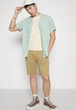 Pier One Shirt - Mint/White 9 Pier One Shirt - Mint/White -Boutique Fashion Men's Discount Store 5cf2c0c058bb492ba9ddd8d96d00b21b