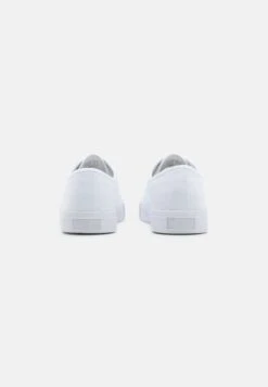 Pier One Unisex - Trainers - White -Boutique Fashion Men's Discount Store 68b711ddaecd4cfaacd471e0905628b6