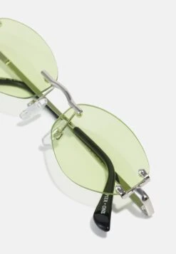 Pier One Unisex - Sunglasses -Green 5 Pier One Unisex - Sunglasses -Green -Boutique Fashion Men's Discount Store 6c5660cb198a4273a5c8fcc982a3d0e1