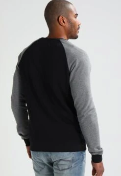 Pier One Sweatshirt - Grey Melange/Black -Boutique Fashion Men's Discount Store 7186947d9485429e9ee44f5df66c6210