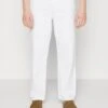 Pier One Relaxed Fit Jeans - White