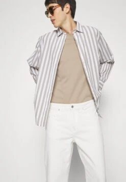 Pier One Carpenter Colored Twill- Straight Leg Jeans - Off-White 11 Pier One Carpenter Colored Twill- Straight Leg Jeans - Off-White -Boutique Fashion Men's Discount Store 77b17a64a879489bb9510906e2f8dbc4