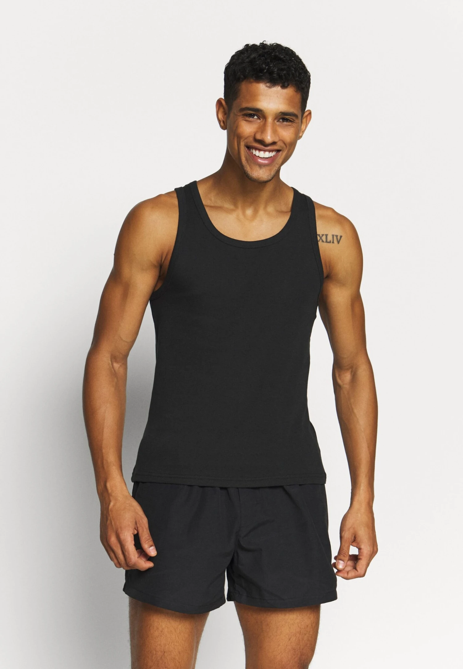 Pier One 3 Pack - Undershirt - Black 3 Pier One 3 Pack - Undershirt - Black - Image 3