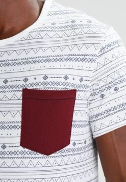 Pier One Print T-Shirt - White -Boutique Fashion Men's Discount Store 7c7f1668c55f4b72b9d76fc2a14d4e66