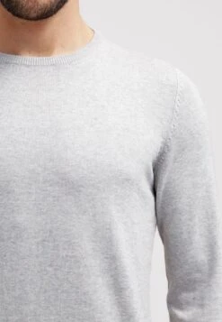 Pier One Basic Crewneck - Jumper - Light Grey 8 Pier One Basic Crewneck - Jumper - Light Grey -Boutique Fashion Men's Discount Store 84bce05096b94c09b9c8a396de30ba85
