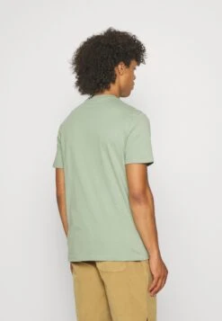 Pier One 3 Pack Unisex - Basic T-Shirt - White/Offwhite /Green 12 Pier One 3 Pack Unisex - Basic T-Shirt - White/Offwhite /Green -Boutique Fashion Men's Discount Store 894b2b7d440e4cc6940dba5e8d93d738