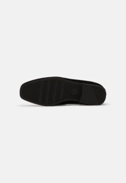 Pier One Smart Slip-Ons - Black 12 Pier One Smart Slip-Ons - Black -Boutique Fashion Men's Discount Store 8e14cfd6804641b08020017c076aac0d