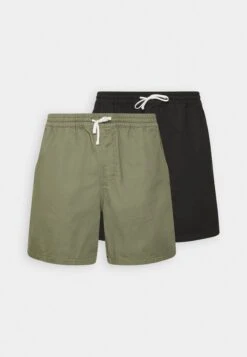Pier One 2 Pack - Shorts - Olive/Black 10 Pier One 2 Pack - Shorts - Olive/Black -Boutique Fashion Men's Discount Store 8f4f659af78442c185d8dbca74fb1591