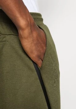 Pier One Tracksuit Bottoms - Olive 9 Pier One Tracksuit Bottoms - Olive -Boutique Fashion Men's Discount Store 92124823220646329f52c61a38cf8de5