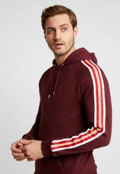 Pier One Hoodie -Bordeaux -Boutique Fashion Men's Discount Store 9367ec1d7c1f4f65ac9d8be700e647fe