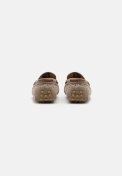 Pier One Moccasins - Sand 8 Pier One Moccasins - Sand -Boutique Fashion Men's Discount Store 951411623aff4e69ad8680eb26653b5f