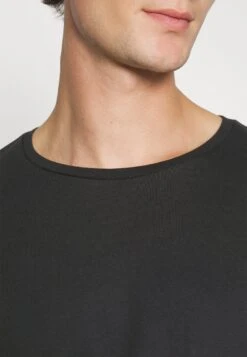 Pier One 2 Pack - Long Sleeved Top - Black/Khaki -Boutique Fashion Men's Discount Store 9738d7a40e2d43ecbbab45cbd3bc692f