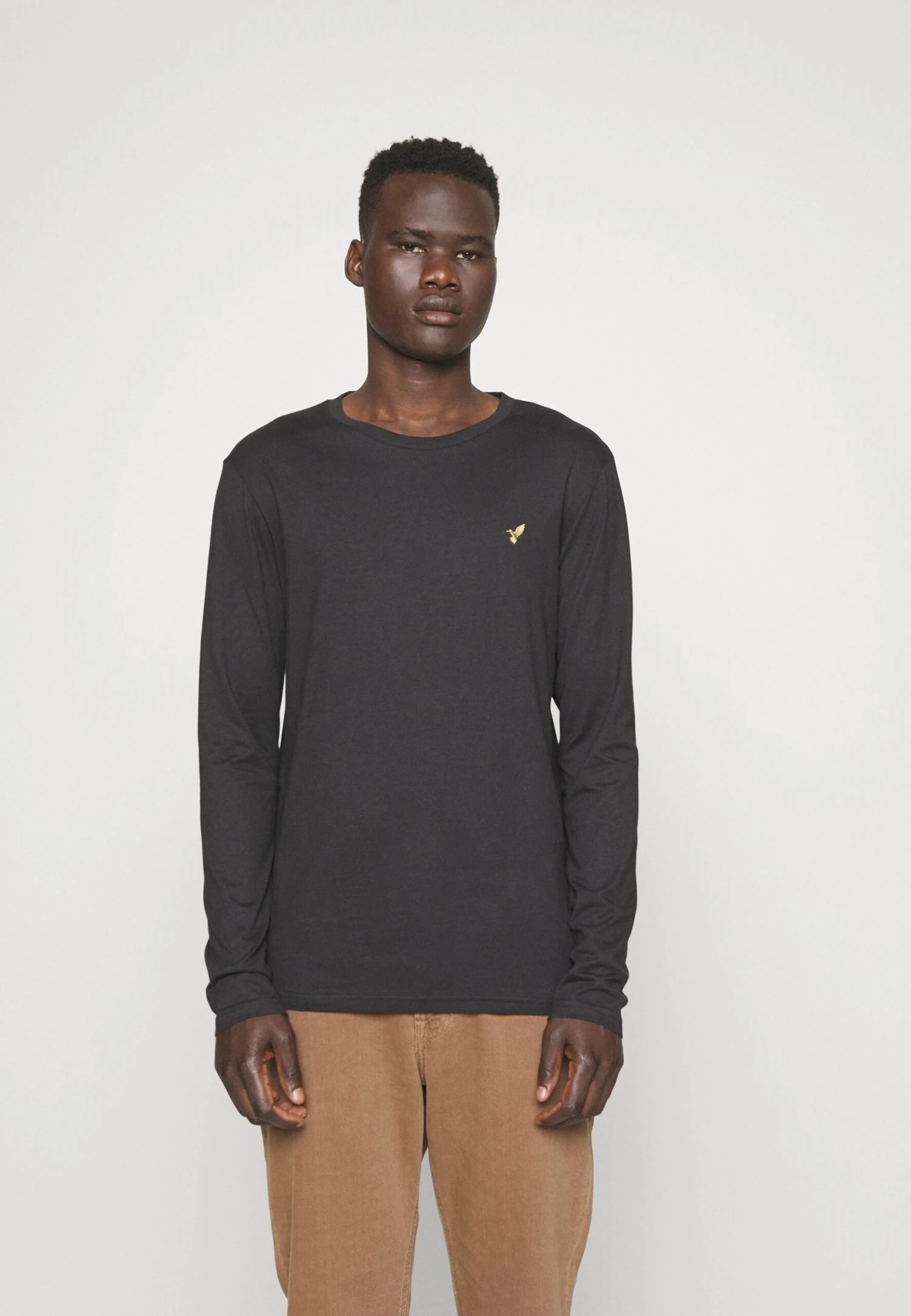 Pier One 3 Pack Unisex- Long Sleeved Top - Black/Bordeaux/Dark Green 2 Pier One 3 Pack Unisex- Long Sleeved Top - Black/Bordeaux/Dark Green - Image 2