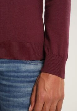 Pier One Jumper - Bordeaux 10 Pier One Jumper - Bordeaux -Boutique Fashion Men's Discount Store 9ddc0c11f92345a4aaff2aaa8bb2f5bb