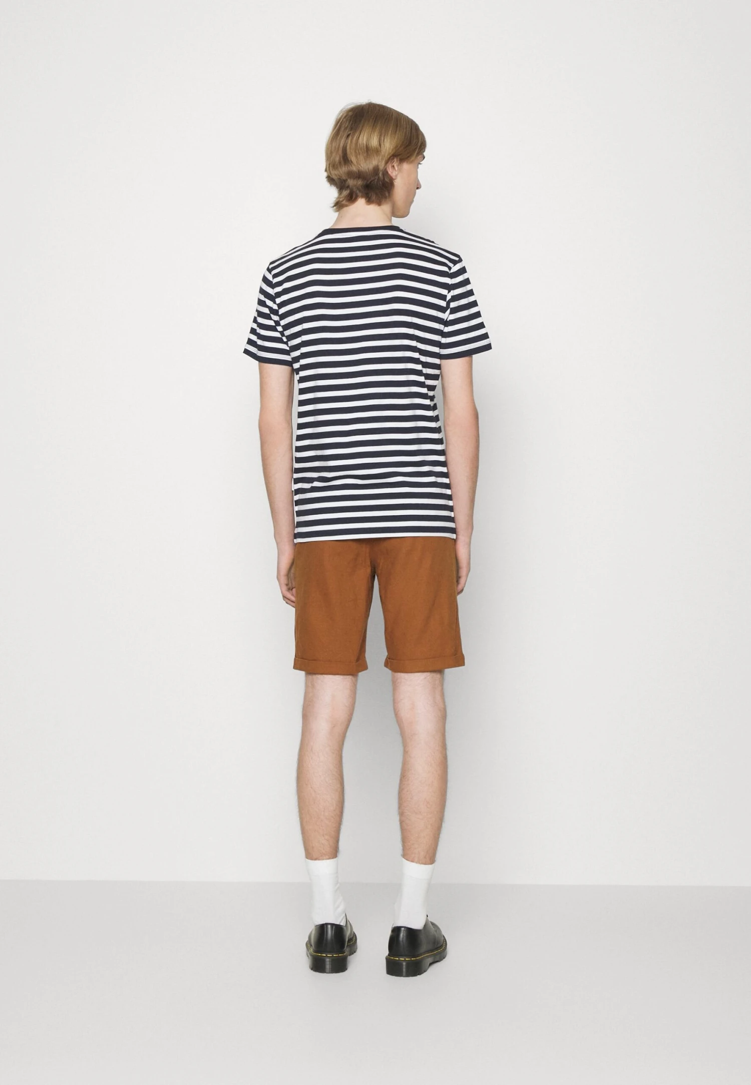 Pier One Linen Blend Drawcord Shorts- Shorts - Brown 3 Pier One Linen Blend Drawcord Shorts- Shorts - Brown - Image 3