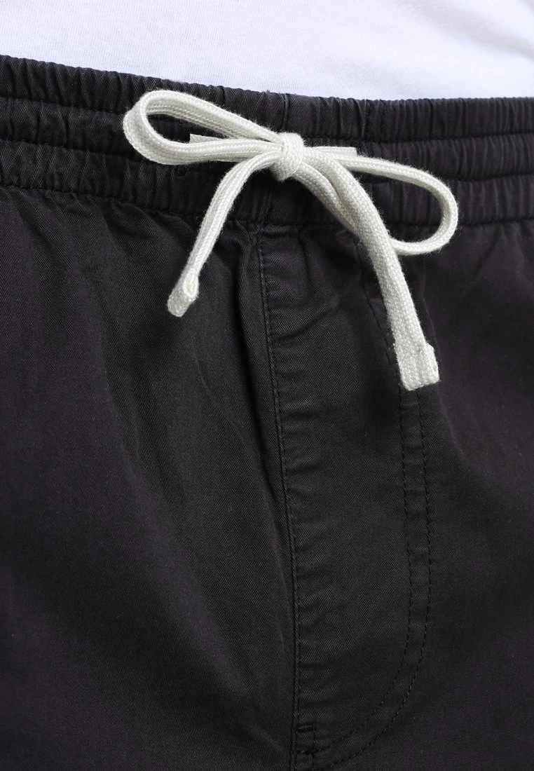 Pier One Shorts - Black 4 Pier One Shorts - Black - Image 4