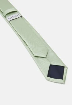 Pier One Set - Pocket Square - Light Green -Boutique Fashion Men's Discount Store a17ef3c35063403596e54024ad639790