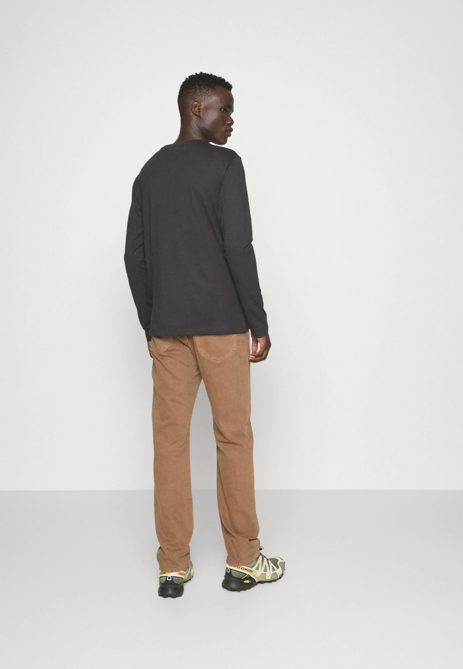 Pier One 3 Pack Unisex- Long Sleeved Top - Black/Bordeaux/Dark Green 3 Pier One 3 Pack Unisex- Long Sleeved Top - Black/Bordeaux/Dark Green - Image 3