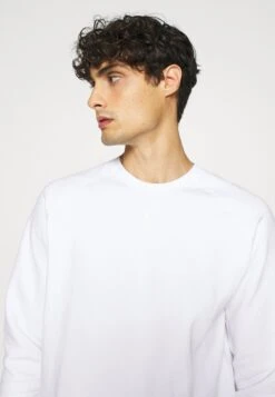 Pier One 2 Pack - Sweatshirt - White/Black 11 Pier One 2 Pack - Sweatshirt - White/Black -Boutique Fashion Men's Discount Store a5485bef5ad44f4282ce09e954d19f56