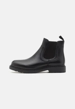 Pier One Leather - Classic Ankle Boots - Black