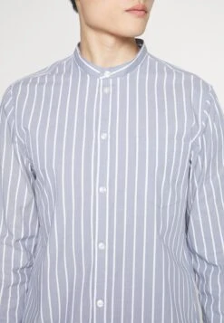 Pier One Muscle Fit Stand- Shirt - Blue -Boutique Fashion Men's Discount Store aef632d443f84662a23ef0d9f4646ec0