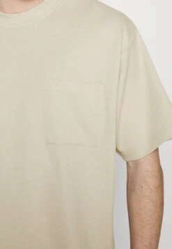 Pier One Basic T-Shirt - Beige 11 Pier One Basic T-Shirt - Beige -Boutique Fashion Men's Discount Store af8149f997a441459f465ac3afd75f15