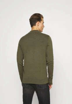 Pier One Jumper - Oliv 8 Pier One Jumper - Oliv -Boutique Fashion Men's Discount Store afb05c2091eb4facbc23aa5be821b665