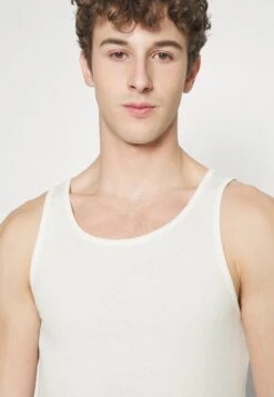 Pier One 5 Pack - Undershirt - White -Boutique Fashion Men's Discount Store b4f81d58f6144619951d0e2eb4b8bc32